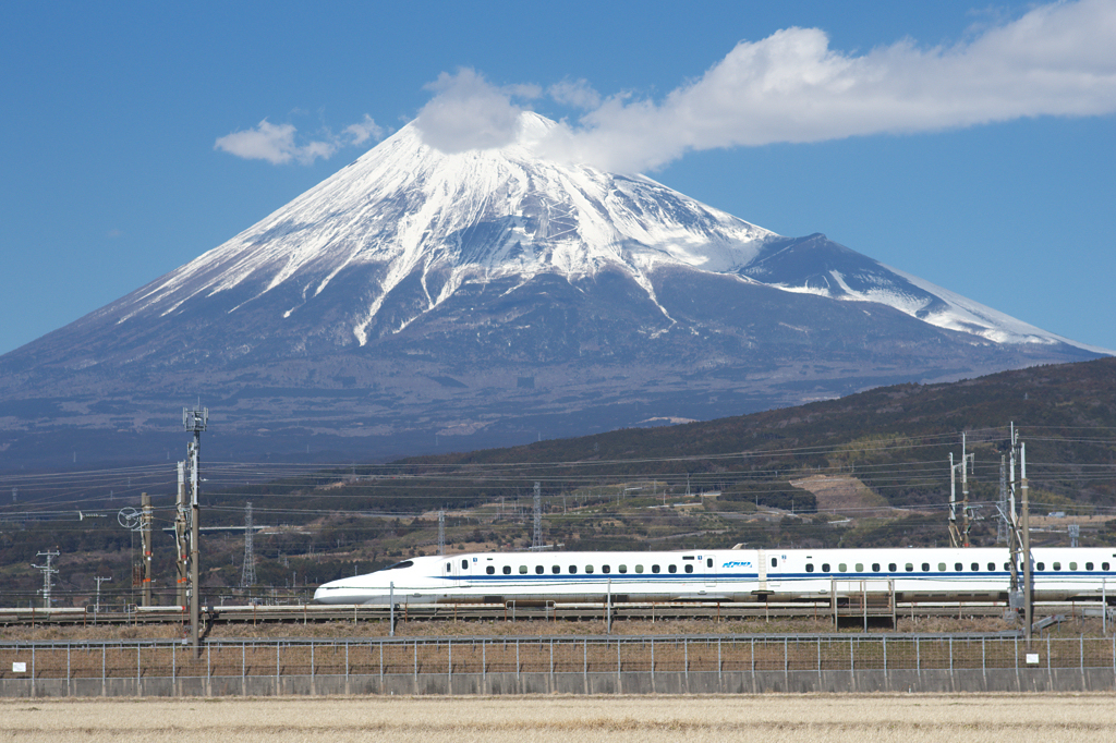 静岡限定】ナナコ ドクターイエロー 富士山 - メルカリ
